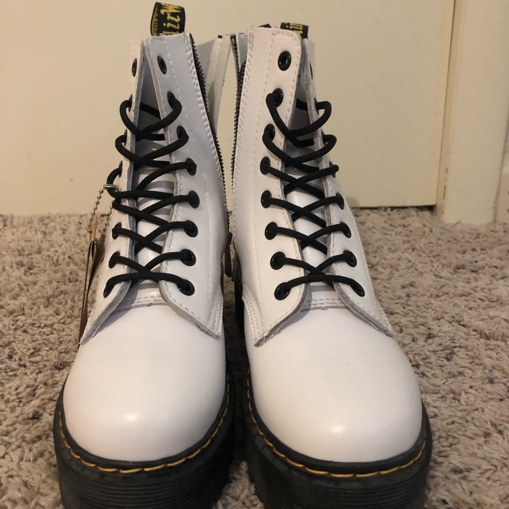 Doc Marten Jadon 8-eye Boot